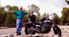 Mad Mac poses with V-Max
in New Mexico rest area